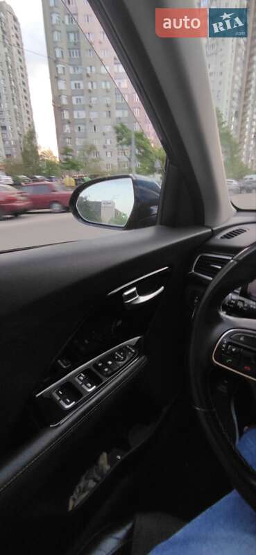 Внедорожник / Кроссовер Kia Niro 2017 в Киеве фото 26 Внедорожник / Кроссовер Kia Niro 2017 в Киеве
