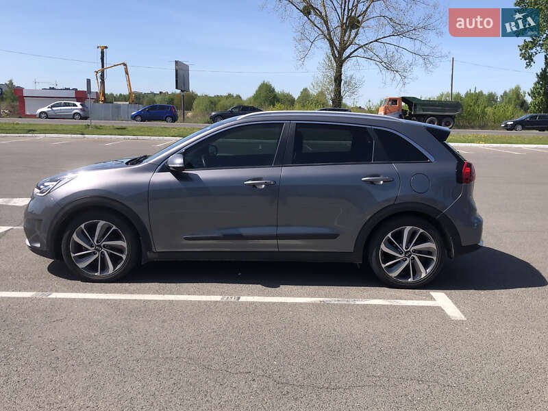 Внедорожник / Кроссовер Kia Niro 2018 в Луцке