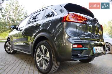 Позашляховик / Кросовер Kia Niro 2021 в 
