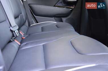 Позашляховик / Кросовер Kia Niro 2021 в 