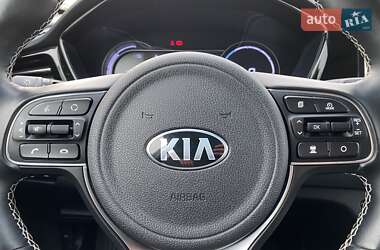 Внедорожник / Кроссовер Kia Niro 2021 в 