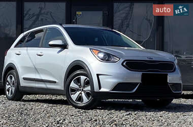 Внедорожник / Кроссовер Kia Niro 2018 в 