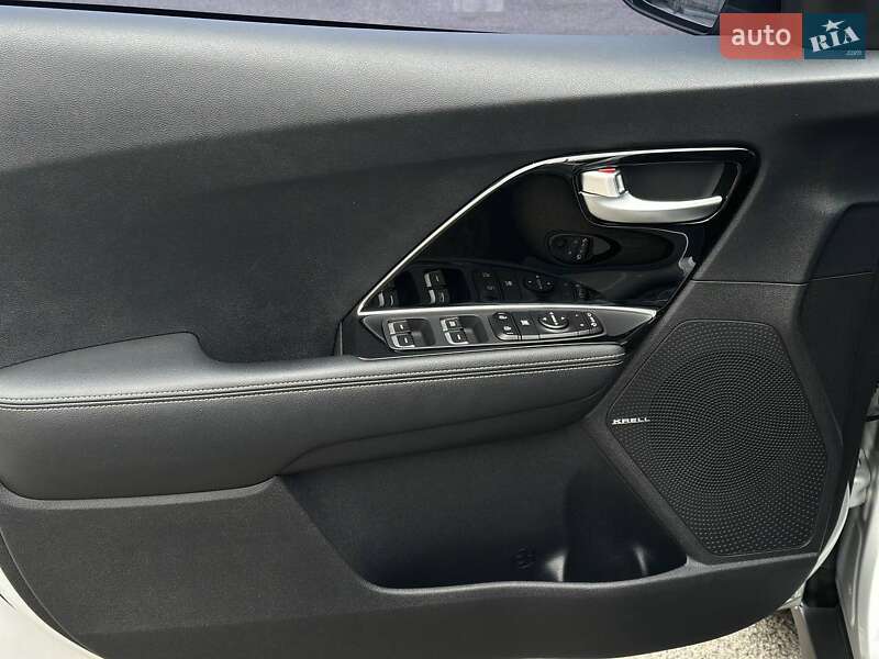 Позашляховик / Кросовер Kia Niro 2019 в Кривому Розі