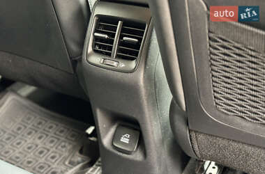 Внедорожник / Кроссовер Kia Niro 2018 в 