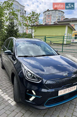 Позашляховик / Кросовер Kia Niro 2019 в 