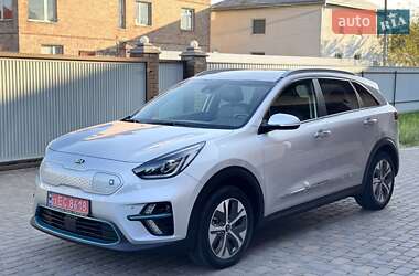 Позашляховик / Кросовер Kia Niro 2020 в 