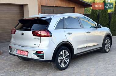 Позашляховик / Кросовер Kia Niro 2020 в 