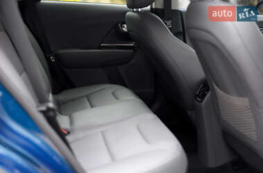 Внедорожник / Кроссовер Kia Niro 2016 в 