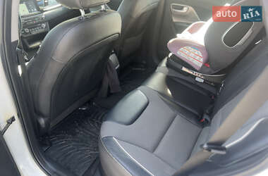 Позашляховик / Кросовер Kia Niro 2019 в 