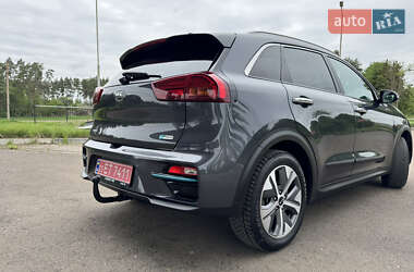 Позашляховик / Кросовер Kia Niro 2020 в 