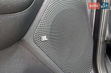 Позашляховик / Кросовер Kia Niro 2020 в 