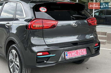 Позашляховик / Кросовер Kia Niro 2021 в 