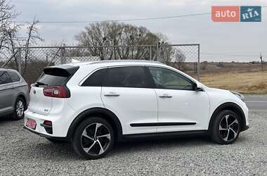 Позашляховик / Кросовер Kia Niro 2019 в 