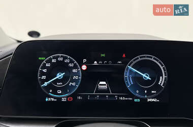 Внедорожник / Кроссовер Kia Niro 2022 в 