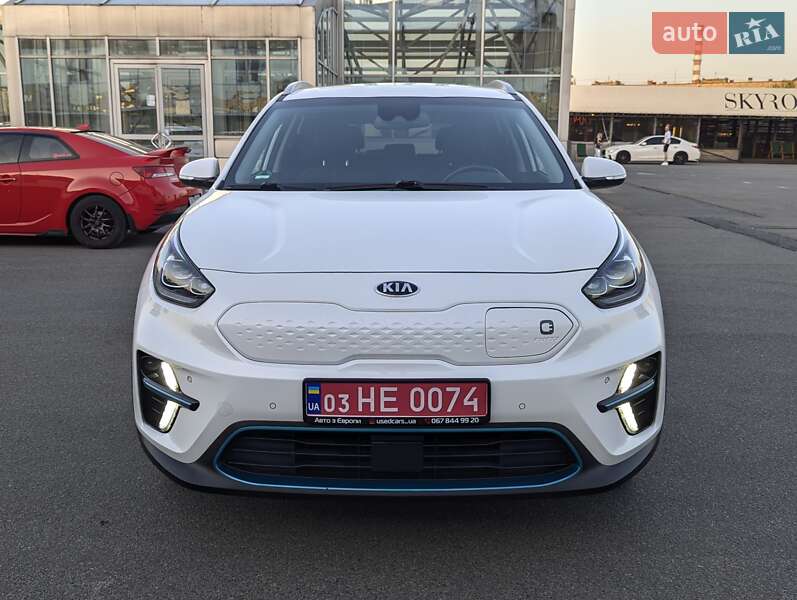 Позашляховик / Кросовер Kia Niro 2020 в 