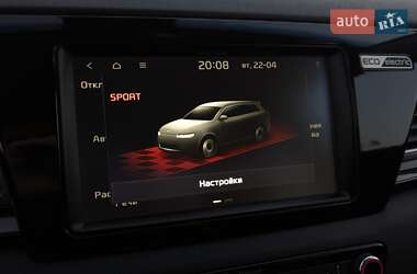 Позашляховик / Кросовер Kia Niro 2020 в 