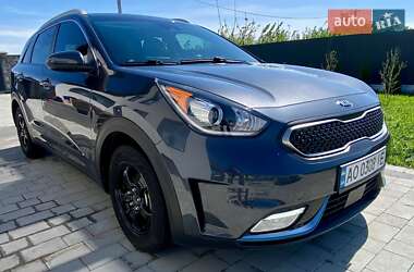 Внедорожник / Кроссовер Kia Niro 2018 в 