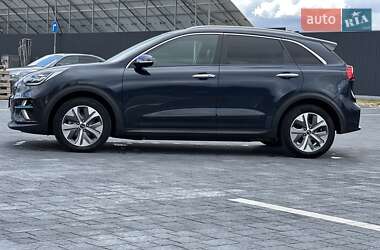 Позашляховик / Кросовер Kia Niro 2020 в 