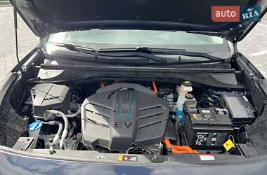 Позашляховик / Кросовер Kia Niro 2020 в 