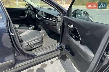 Позашляховик / Кросовер Kia Niro 2020 в 