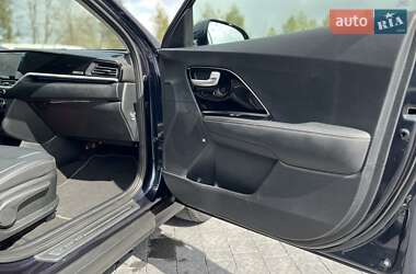 Позашляховик / Кросовер Kia Niro 2020 в 