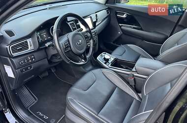 Позашляховик / Кросовер Kia Niro 2019 в 