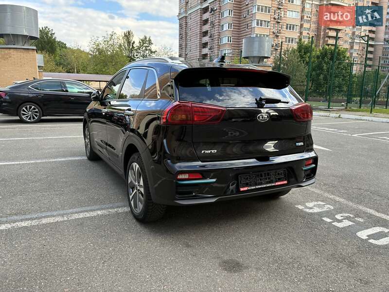 Внедорожник / Кроссовер Kia Niro 2020 в Киеве