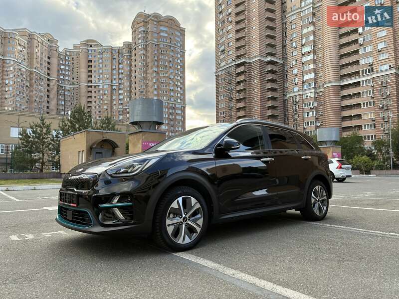 Внедорожник / Кроссовер Kia Niro 2020 в Киеве