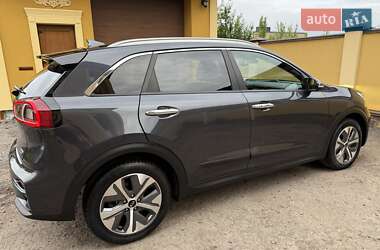 Позашляховик / Кросовер Kia Niro 2020 в 