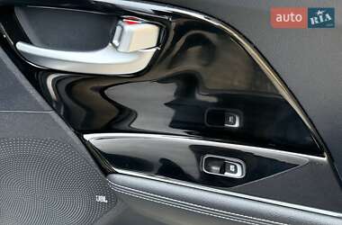 Позашляховик / Кросовер Kia Niro 2020 в 