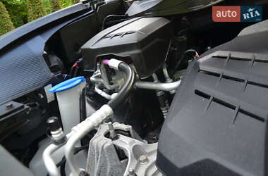 Внедорожник / Кроссовер Kia Niro 2020 в 