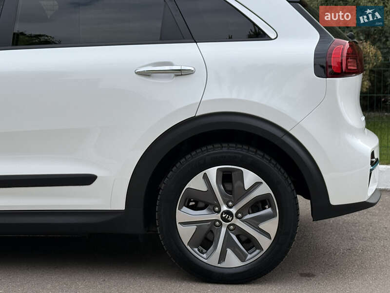 Внедорожник / Кроссовер Kia Niro 2021 в Ровно