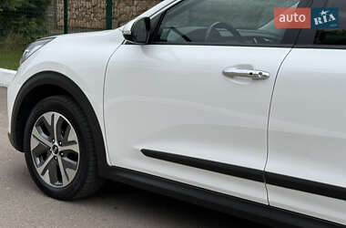 Позашляховик / Кросовер Kia Niro 2021 в 