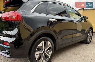 Позашляховик / Кросовер Kia Niro 2021 в 