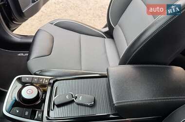 Позашляховик / Кросовер Kia Niro 2021 в 