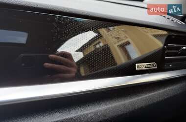 Позашляховик / Кросовер Kia Niro 2021 в 