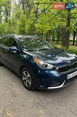 Позашляховик / Кросовер Kia Niro 2017 в Києві