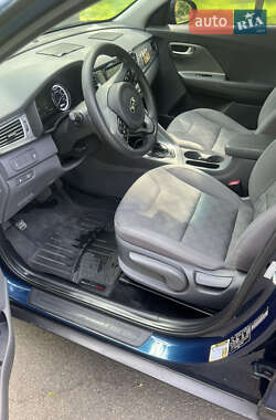 Позашляховик / Кросовер Kia Niro 2017 в Києві