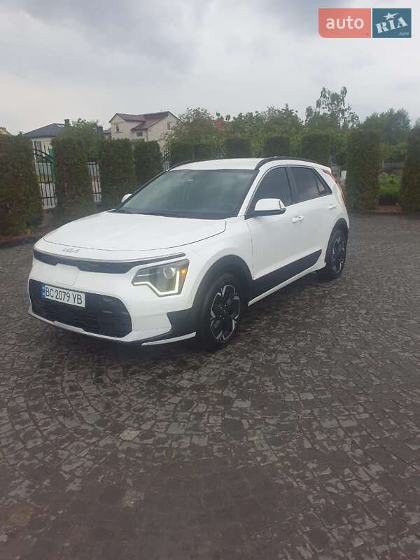 Внедорожник / Кроссовер Kia Niro 2023 в Львове