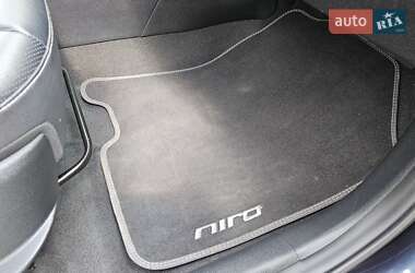 Позашляховик / Кросовер Kia Niro 2021 в 