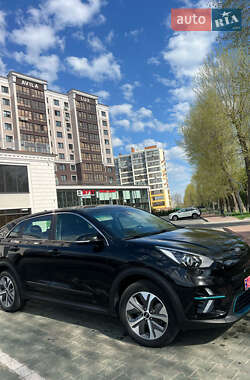 Внедорожник / Кроссовер Kia Niro 2021 в 