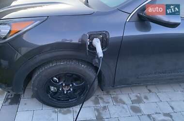 Внедорожник / Кроссовер Kia Niro 2018 в 