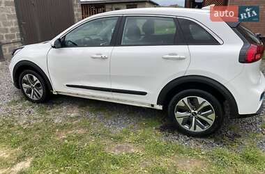 Внедорожник / Кроссовер Kia Niro 2021 в 