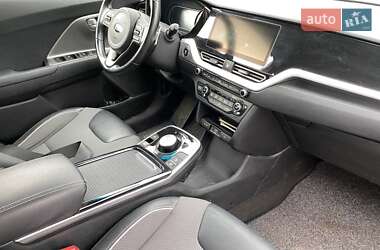 Внедорожник / Кроссовер Kia Niro 2021 в 