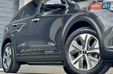 Внедорожник / Кроссовер Kia Niro 2022 в 