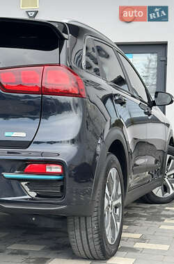 Внедорожник / Кроссовер Kia Niro 2022 в 