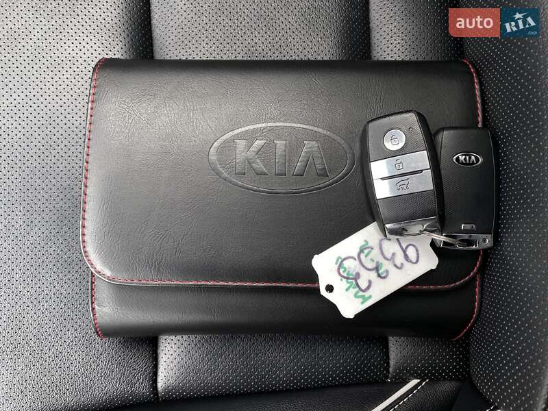 Позашляховик / Кросовер Kia Niro 2021 в Львові