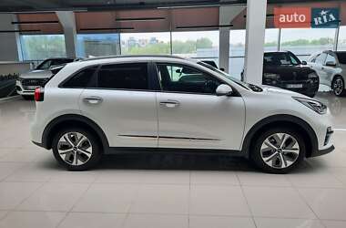 Внедорожник / Кроссовер Kia Niro 2020 в 