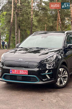 Внедорожник / Кроссовер Kia Niro 2019 в 