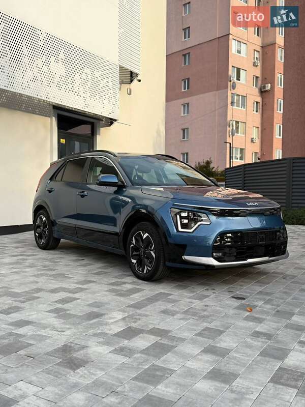 Внедорожник / Кроссовер Kia Niro 2023 в 
